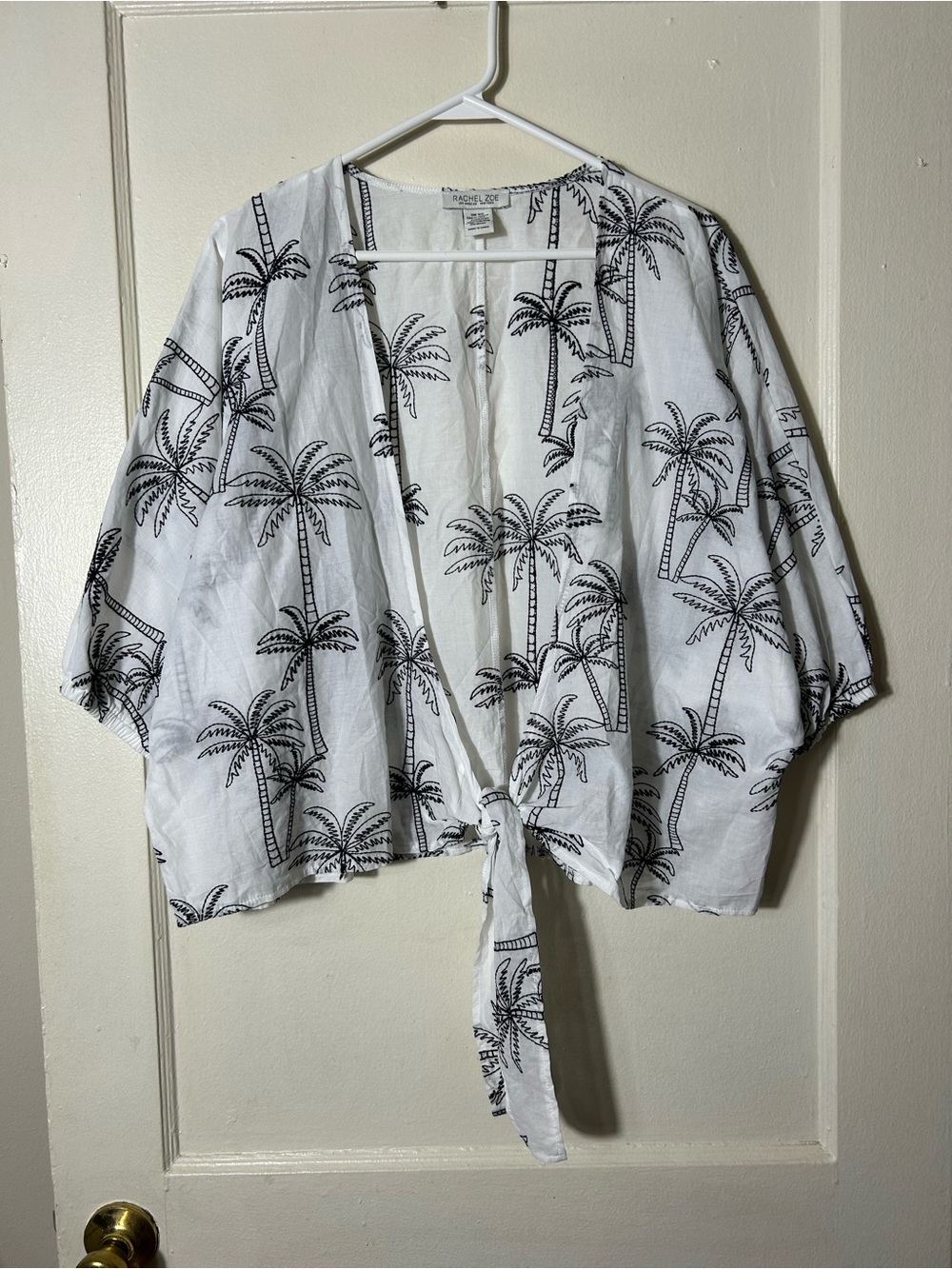 Rachel Zoe white black palm tree embroidered tie front kimono top OS